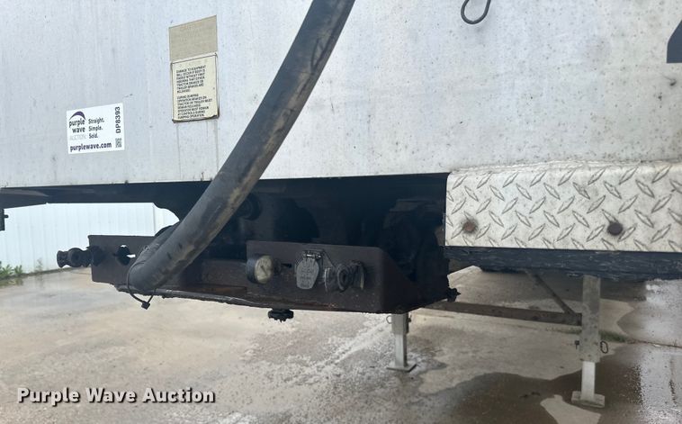 image for item DP8393 2006 Travis  T/102 end dump trailer