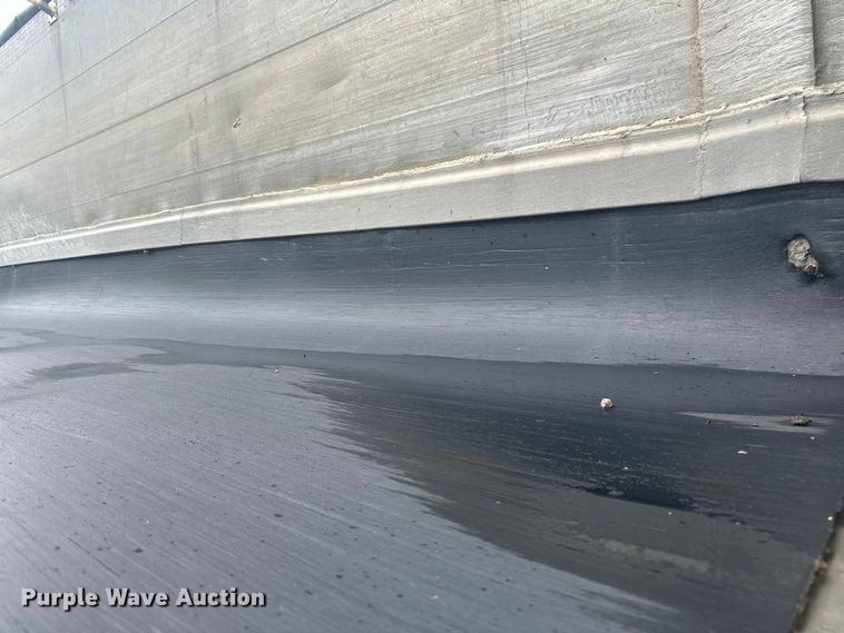 image for item DP8393 2006 Travis  T/102 end dump trailer