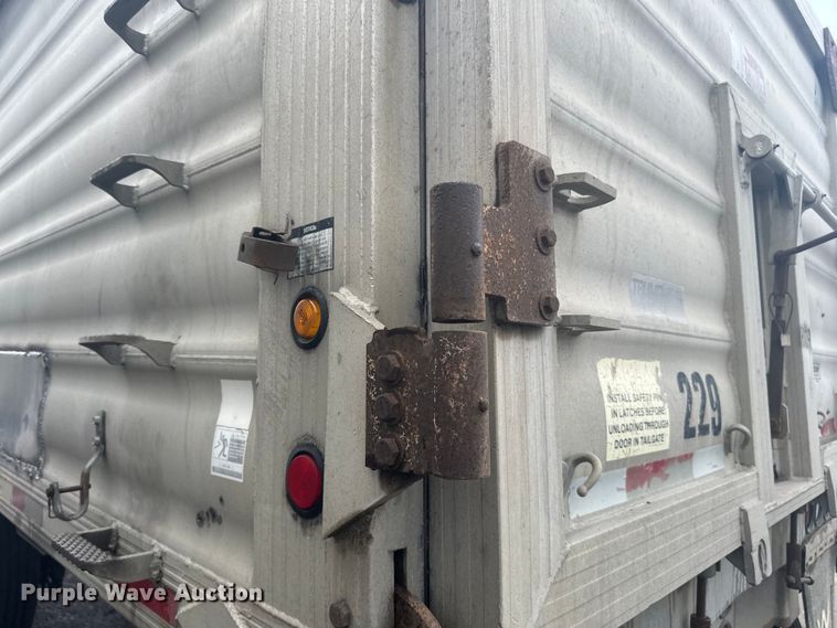 image for item DP8393 2006 Travis  T/102 end dump trailer