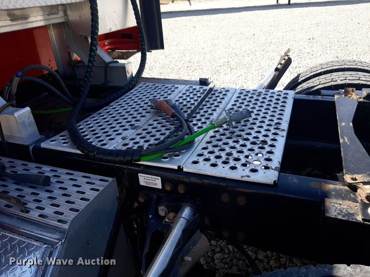 image for item DQ6991 2018 Kenworth W900 semi truck