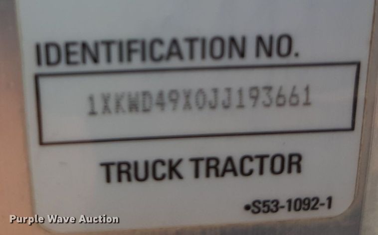 image for item DQ6991 2018 Kenworth W900 semi truck