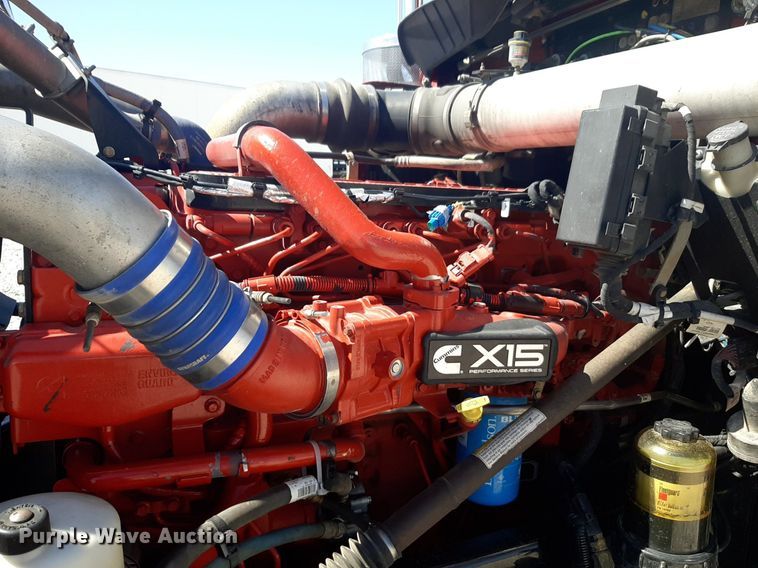 image for item DQ6991 2018 Kenworth W900 semi truck