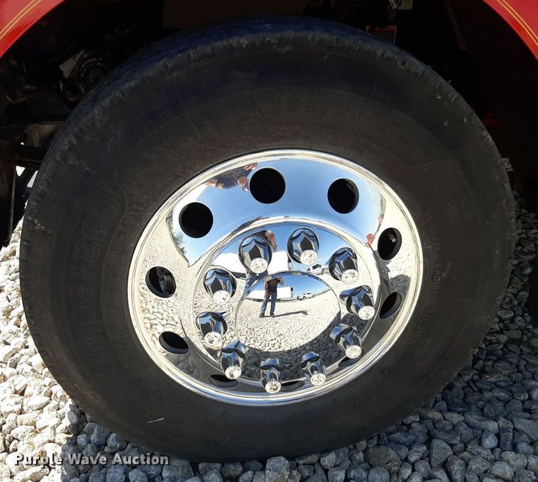 image for item DQ6991 2018 Kenworth W900 semi truck