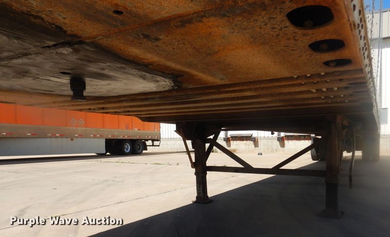 image for item DQ7069 2005 Wabash dry van trailer