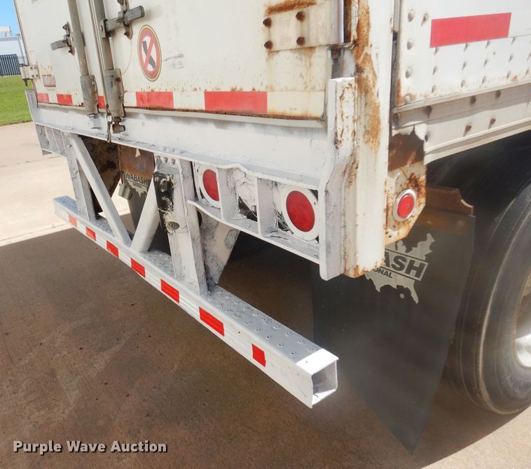 image for item DQ7069 2005 Wabash dry van trailer