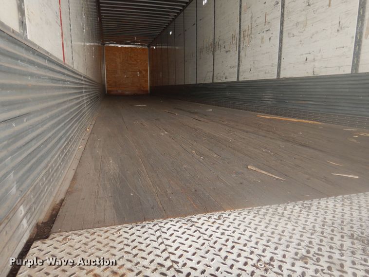 image for item DQ7069 2005 Wabash dry van trailer