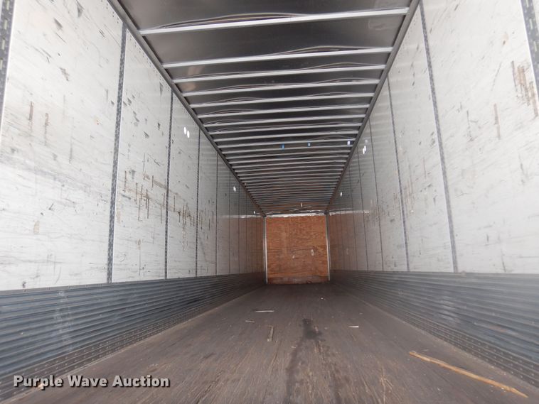 image for item DQ7069 2005 Wabash dry van trailer