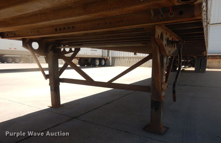 image for item DQ7070 2005 Wabash dry van trailer