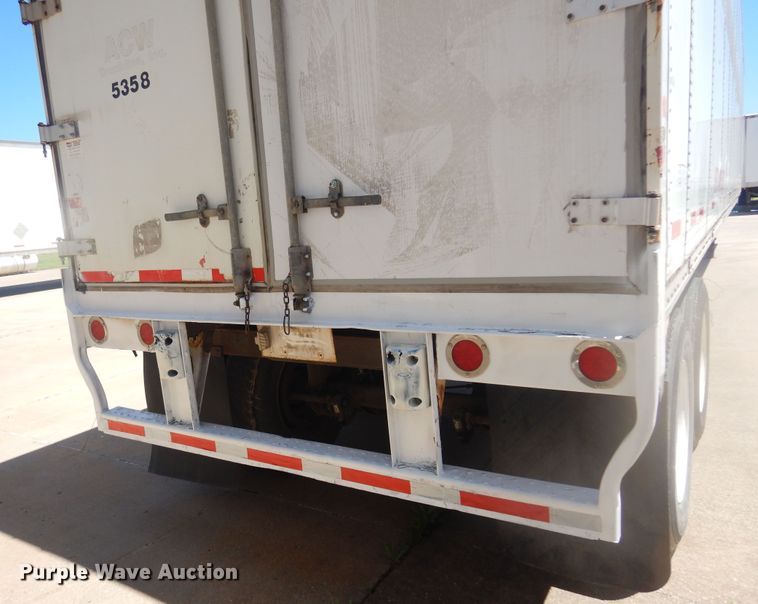 image for item DQ7070 2005 Wabash dry van trailer