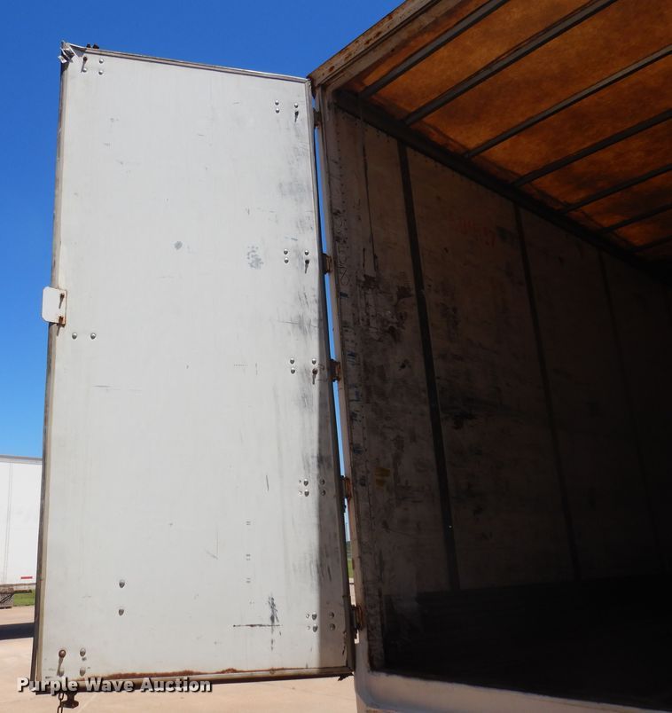 image for item DQ7070 2005 Wabash dry van trailer