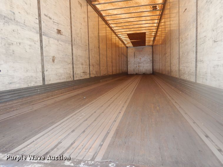 image for item DQ7070 2005 Wabash dry van trailer