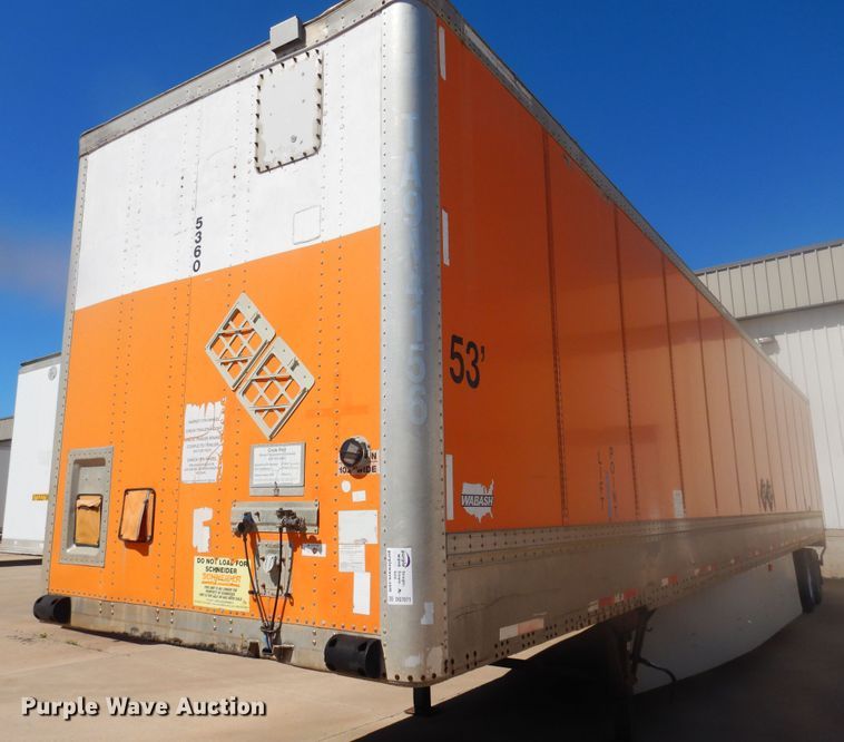 image for item DQ7071 2004 Wabash dry van trailer