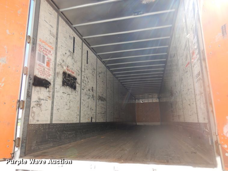 image for item DQ7071 2004 Wabash dry van trailer