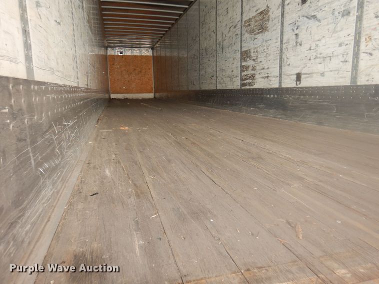 image for item DQ7071 2004 Wabash dry van trailer