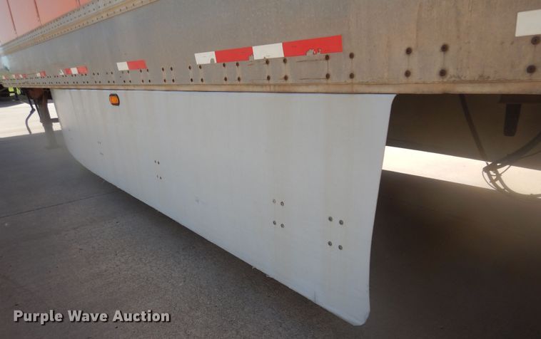 image for item DQ7071 2004 Wabash dry van trailer