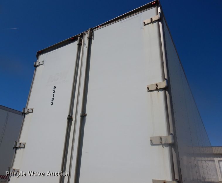 image for item DQ7077 2006 Utility dry van trailer