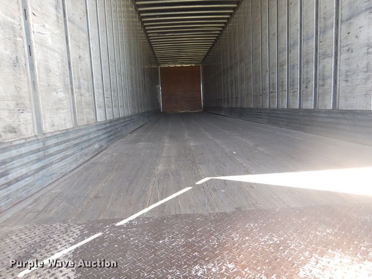image for item DQ7077 2006 Utility dry van trailer