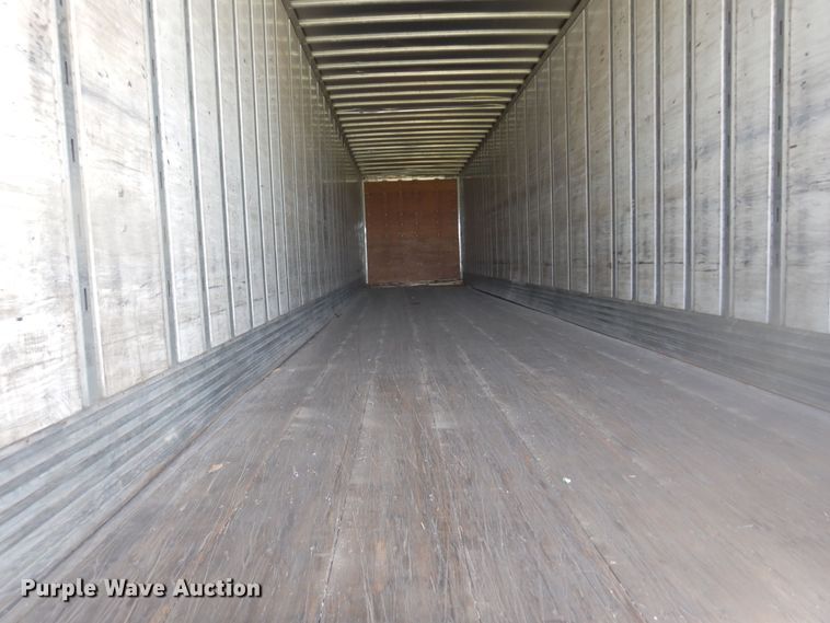 image for item DQ7077 2006 Utility dry van trailer