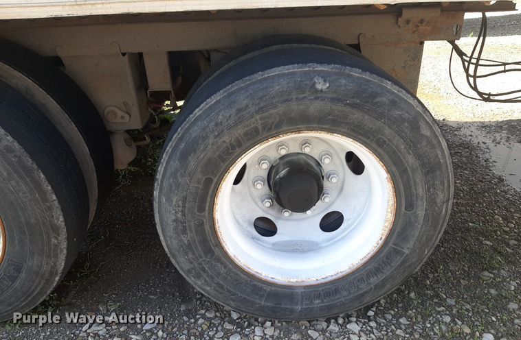 image for item DQ7078 2007 Wabash dry van trailer