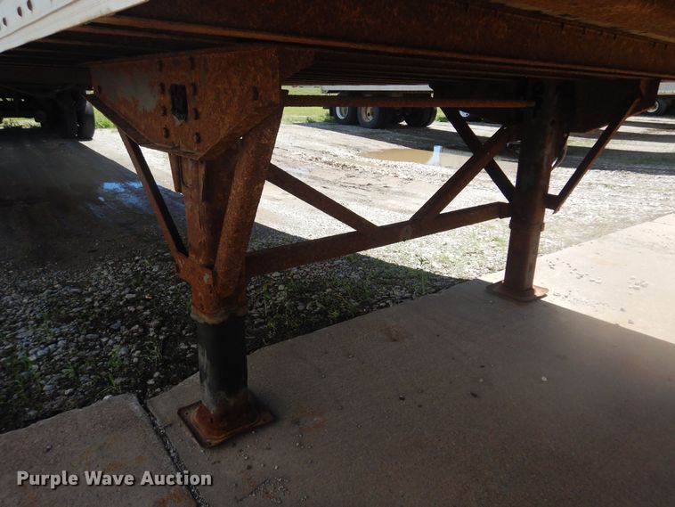 image for item DQ7088 2005 Wabash dry van trailer