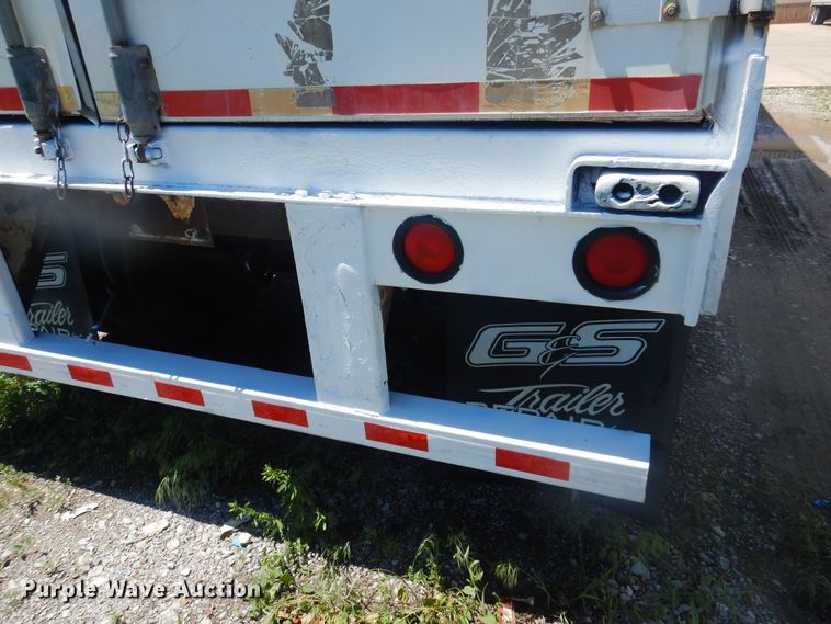 image for item DQ7088 2005 Wabash dry van trailer