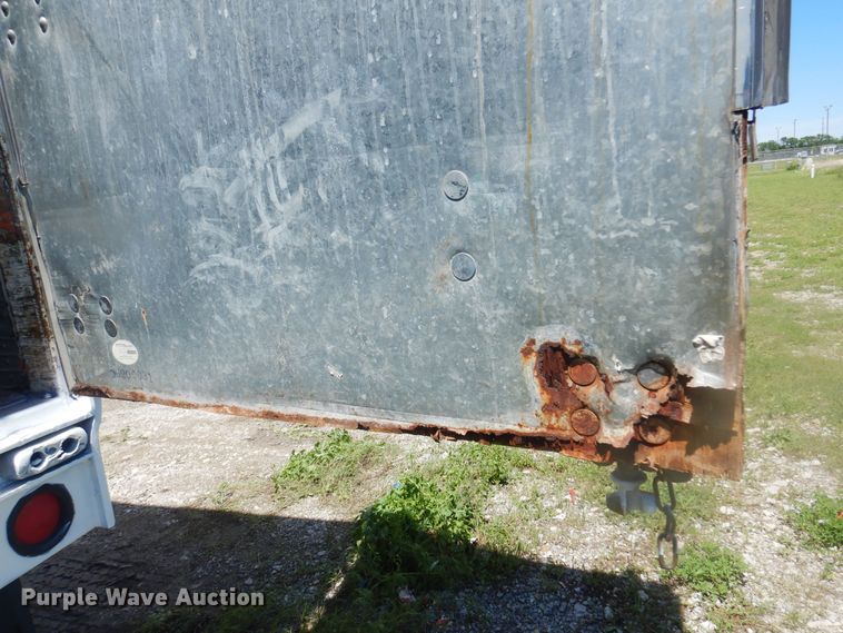 image for item DQ7088 2005 Wabash dry van trailer