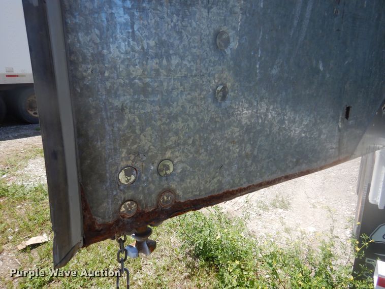 image for item DQ7088 2005 Wabash dry van trailer