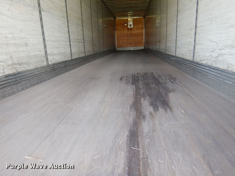 image for item DQ7088 2005 Wabash dry van trailer