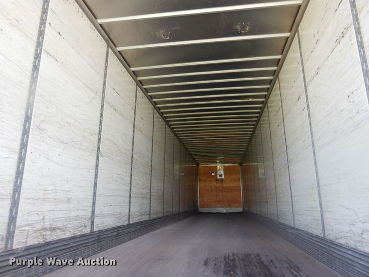 image for item DQ7088 2005 Wabash dry van trailer