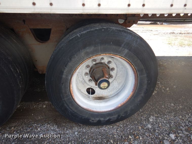 image for item DQ7088 2005 Wabash dry van trailer