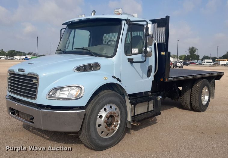 image for item DQ7112 2014 Freightliner  Business Class M2 flatbed truck