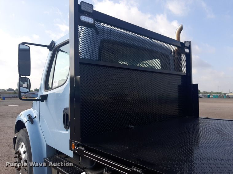 image for item DQ7112 2014 Freightliner  Business Class M2 flatbed truck