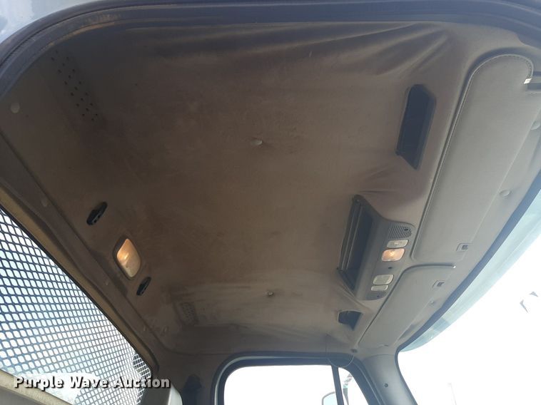 image for item DQ7112 2014 Freightliner  Business Class M2 flatbed truck