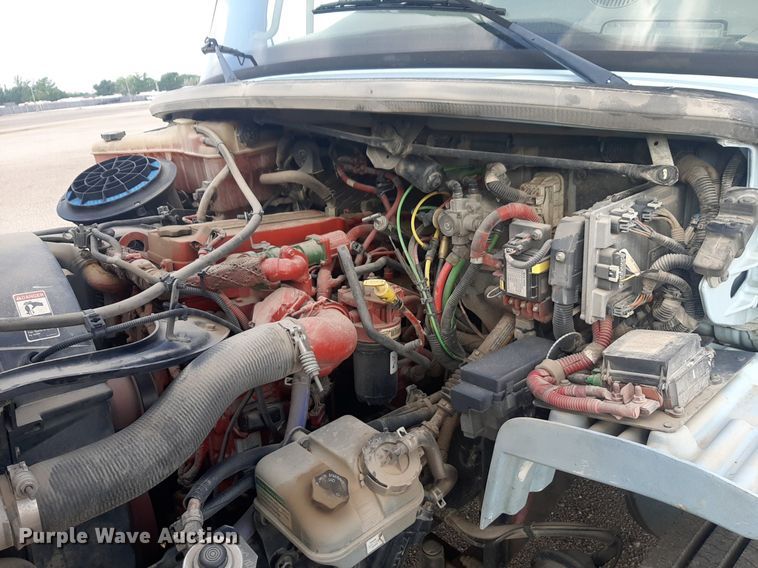 image for item DQ7112 2014 Freightliner  Business Class M2 flatbed truck