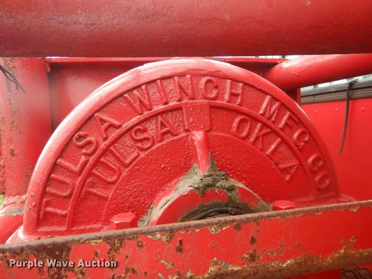 image for item DQ7114 1994 Western Star winch truck