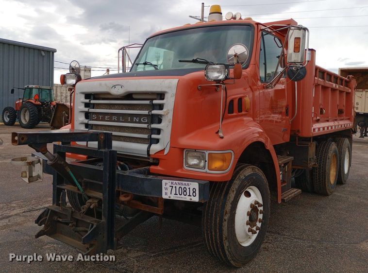 image for item DQ7120 2003 Sterling   LT7500 dump truck