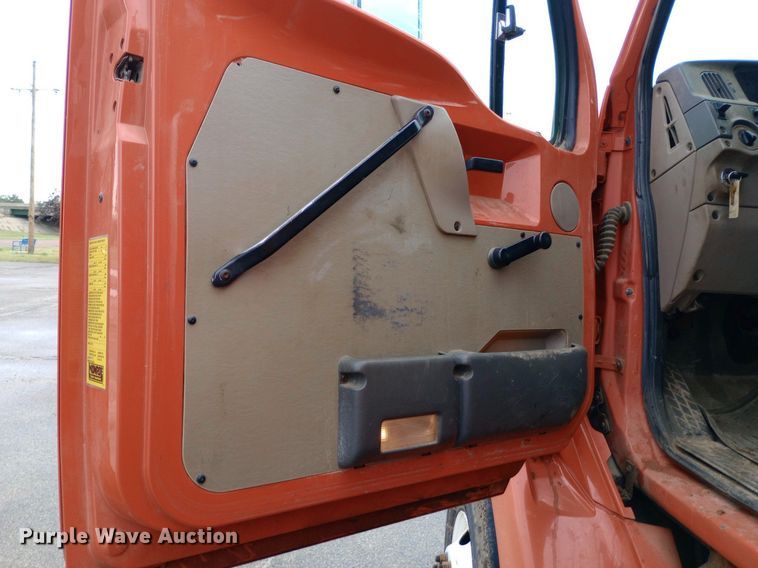 image for item DQ7120 2003 Sterling   LT7500 dump truck