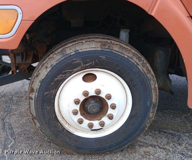 image for item DQ7120 2003 Sterling   LT7500 dump truck