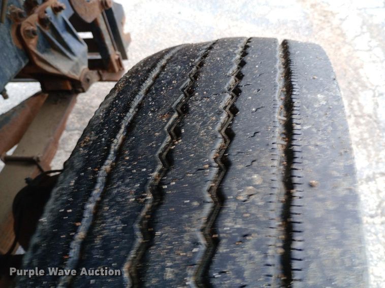 image for item DQ7120 2003 Sterling   LT7500 dump truck