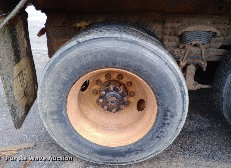 image for item DQ7120 2003 Sterling   LT7500 dump truck