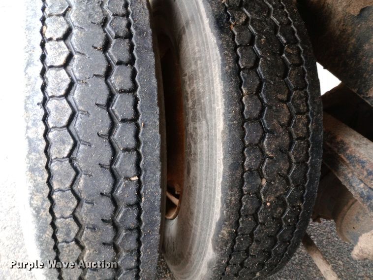 image for item DQ7120 2003 Sterling   LT7500 dump truck