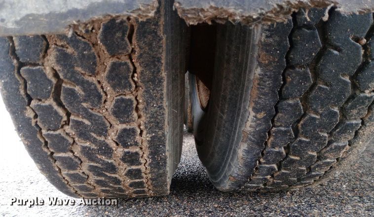 image for item DQ7120 2003 Sterling   LT7500 dump truck