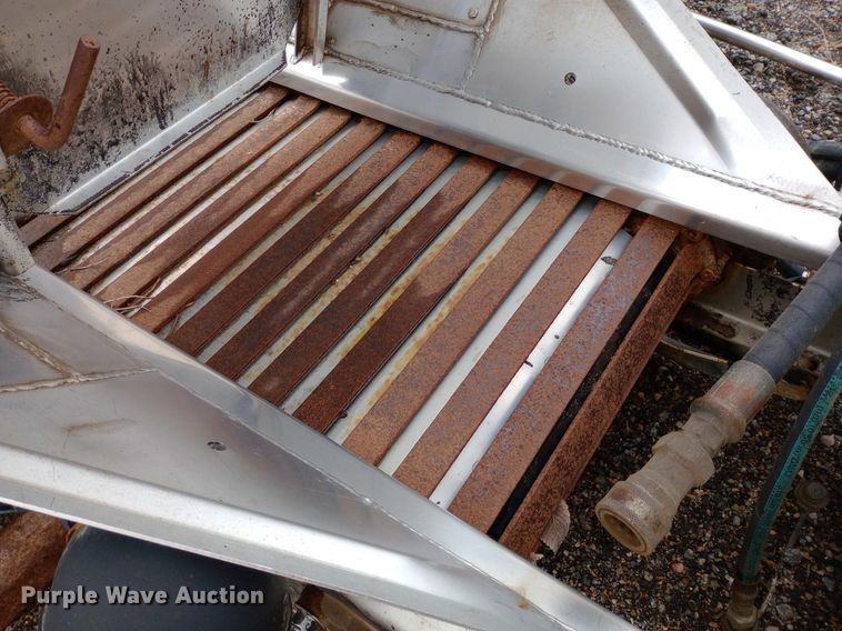 image for item DQ7120 2003 Sterling   LT7500 dump truck