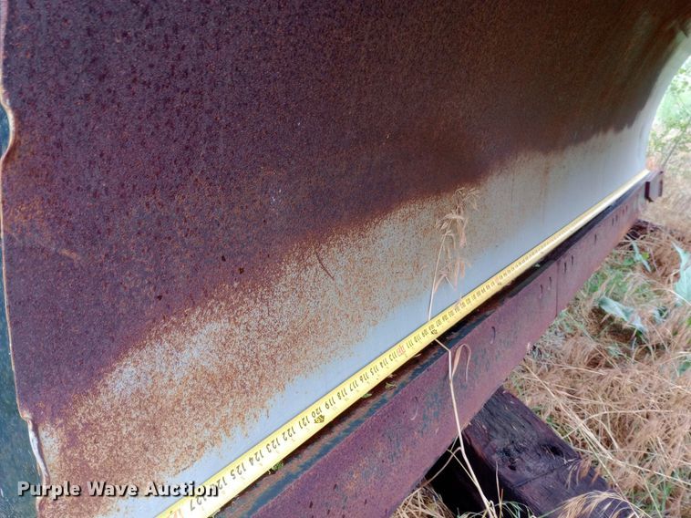 image for item DQ7120 2003 Sterling   LT7500 dump truck