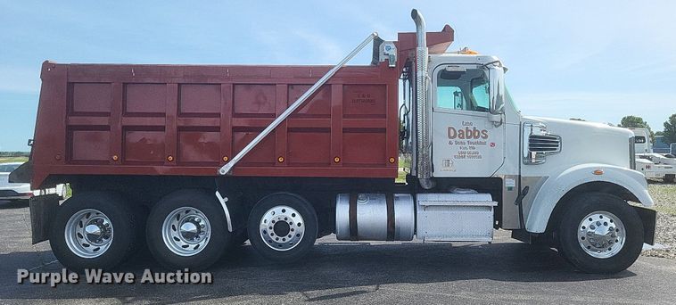 image for item DR4795 2013 Freightliner  Coronado SD dump truck