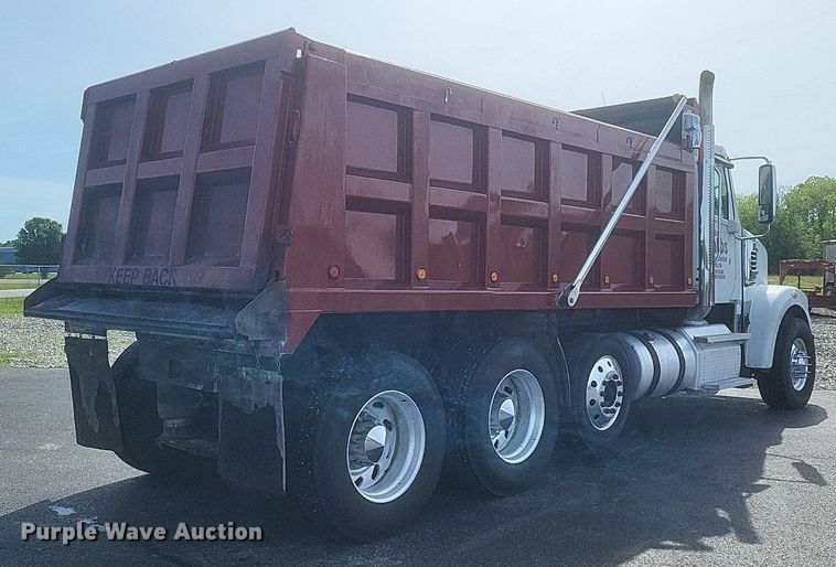 image for item DR4795 2013 Freightliner  Coronado SD dump truck