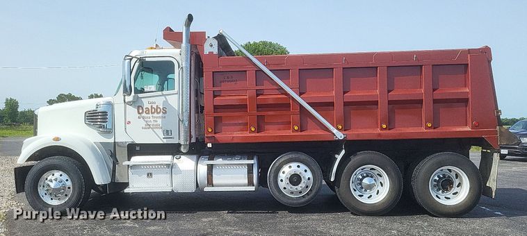 image for item DR4795 2013 Freightliner  Coronado SD dump truck
