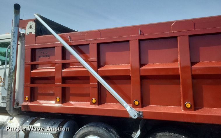 image for item DR4795 2013 Freightliner  Coronado SD dump truck