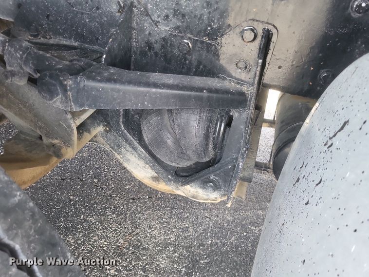 image for item DR4795 2013 Freightliner  Coronado SD dump truck