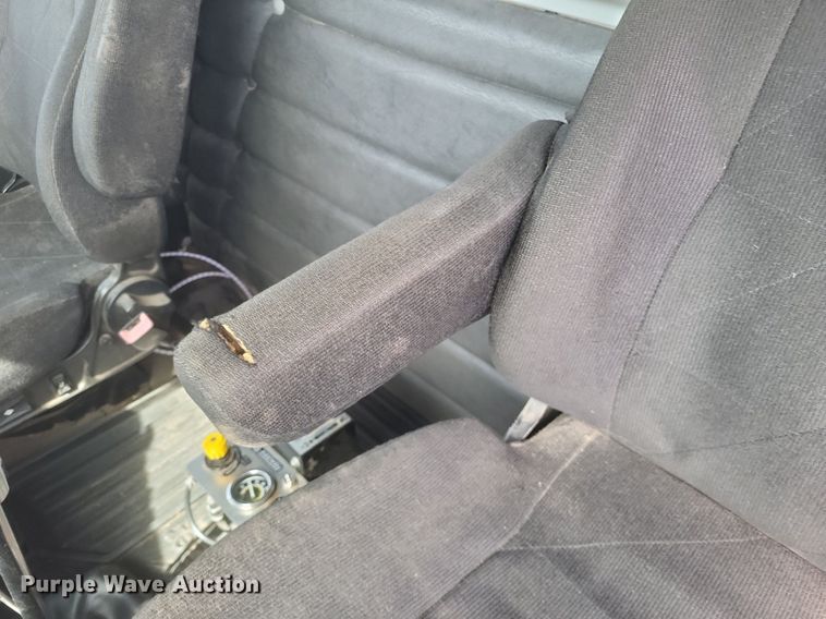 image for item DR4795 2013 Freightliner  Coronado SD dump truck